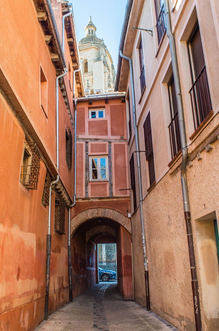 Ruelle étroite en Espagne