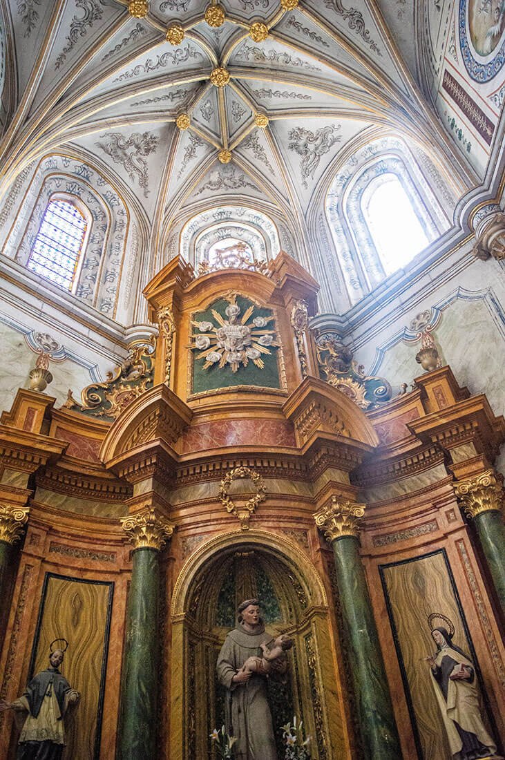Chœur d'une église espagnole